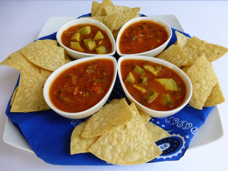 Cast Iron Skillet Blackened Salsa | www.vegetariant.com