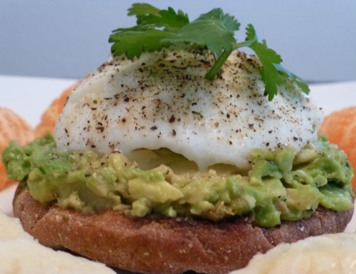 Amazing Avocado Eggwich | www.vegetariant.com