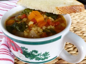 Barley & Lentil Soup with Swiss Chard | www.vegetariant.com