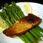 Salmon and Asparagus | www.vegetariant.com