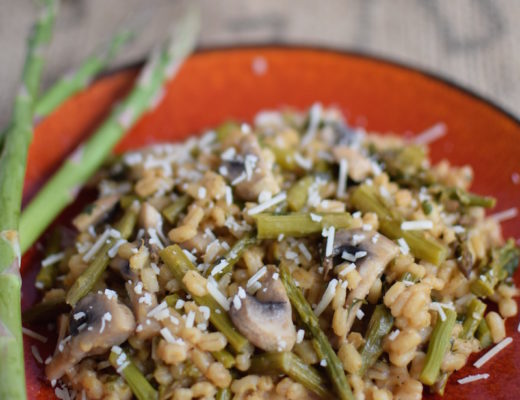 Pearl Barley Asparagus Risotto | www.vegetariant.com