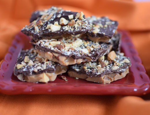 Homemade Almond Roca | www.vegetariant.com